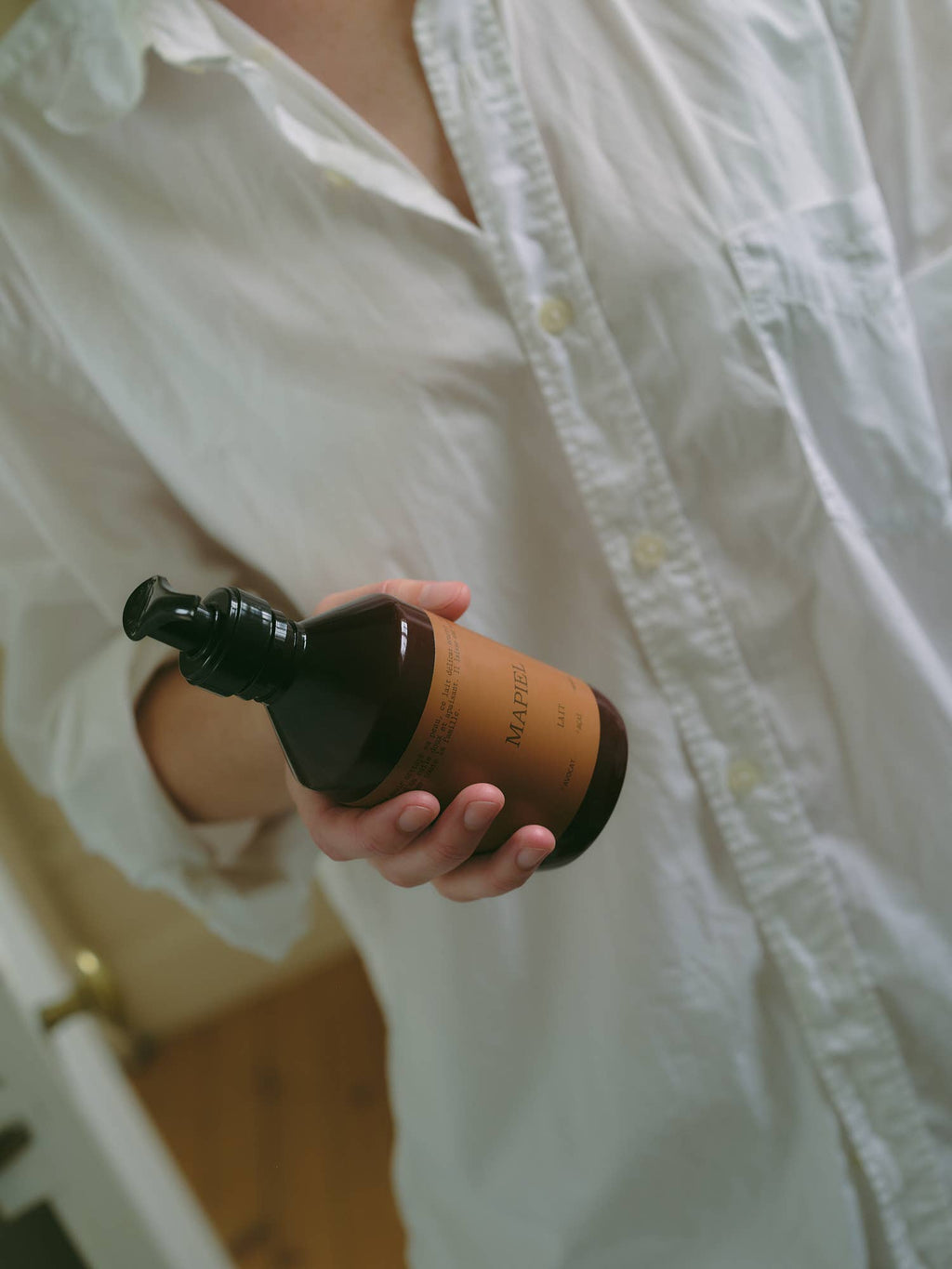 Lait hydratant naturel au miel de manuka et à l'avocat, vue 2