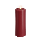 Bougie pilier LED effet cire fondue rouge canneberge, Ø 7,4 × H 20 cm, allumée