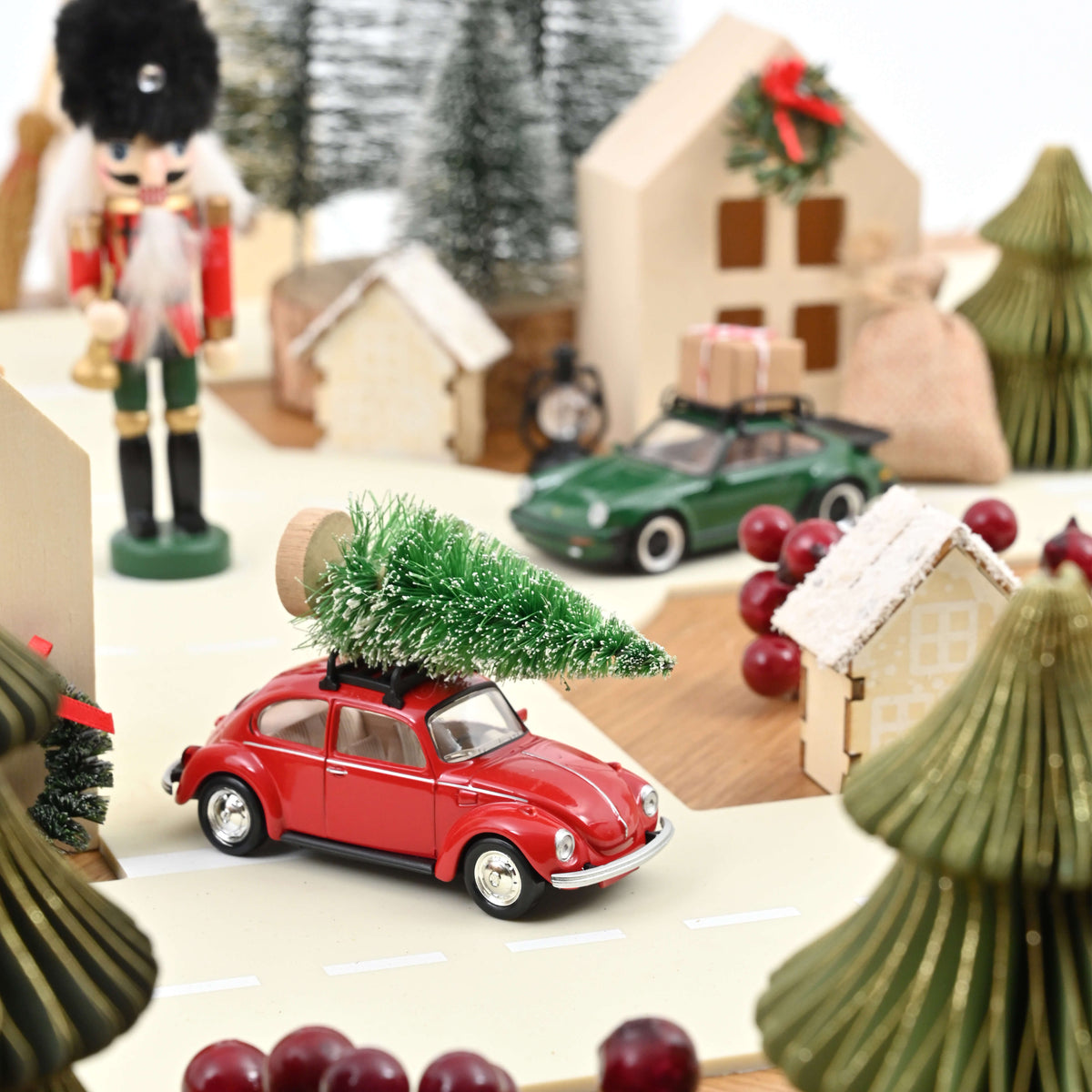 Miniature Volkswagen Coccinelle 1973 édition Noël Jet-car au 1/43