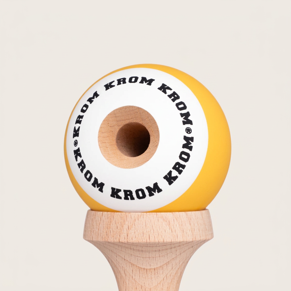 Détail de l’ouverture de la boule KROM POP