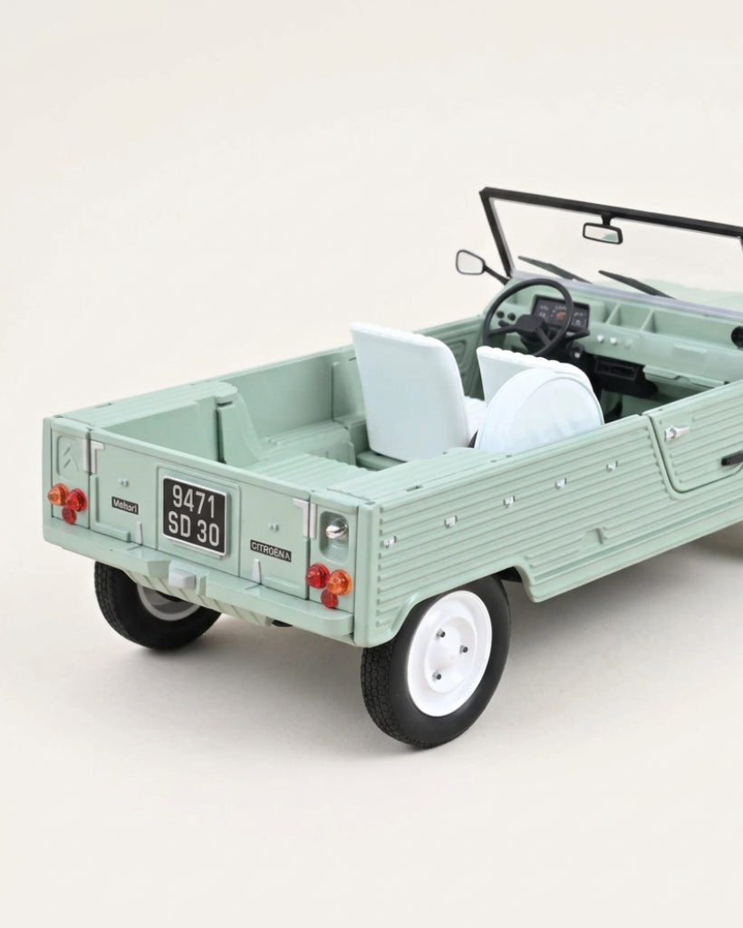 Miniature Citroën Méhari 1983 kaki au 1/18, vue 5